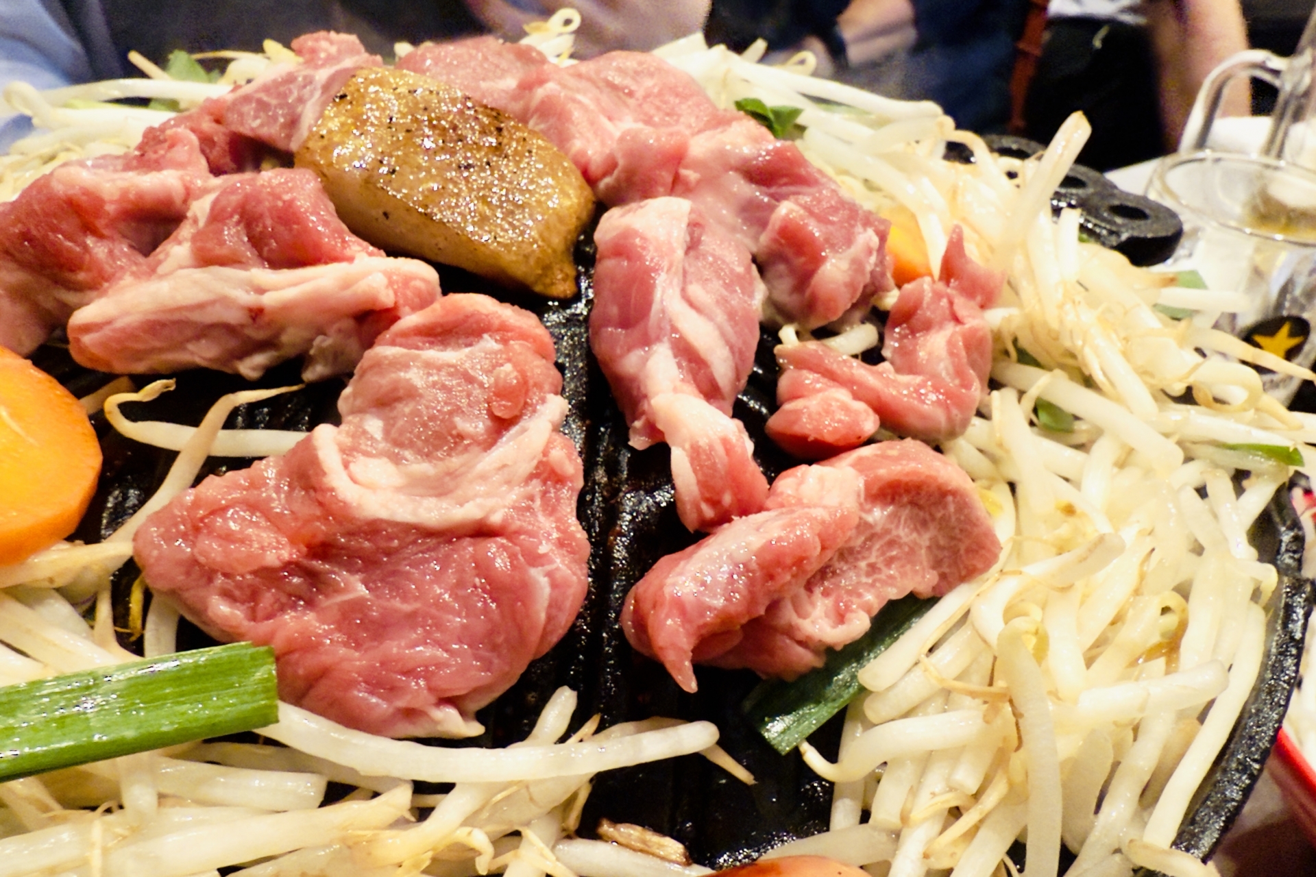 ジンギスカン鍋（北海道）のレシピ｜30分 | タクタビ