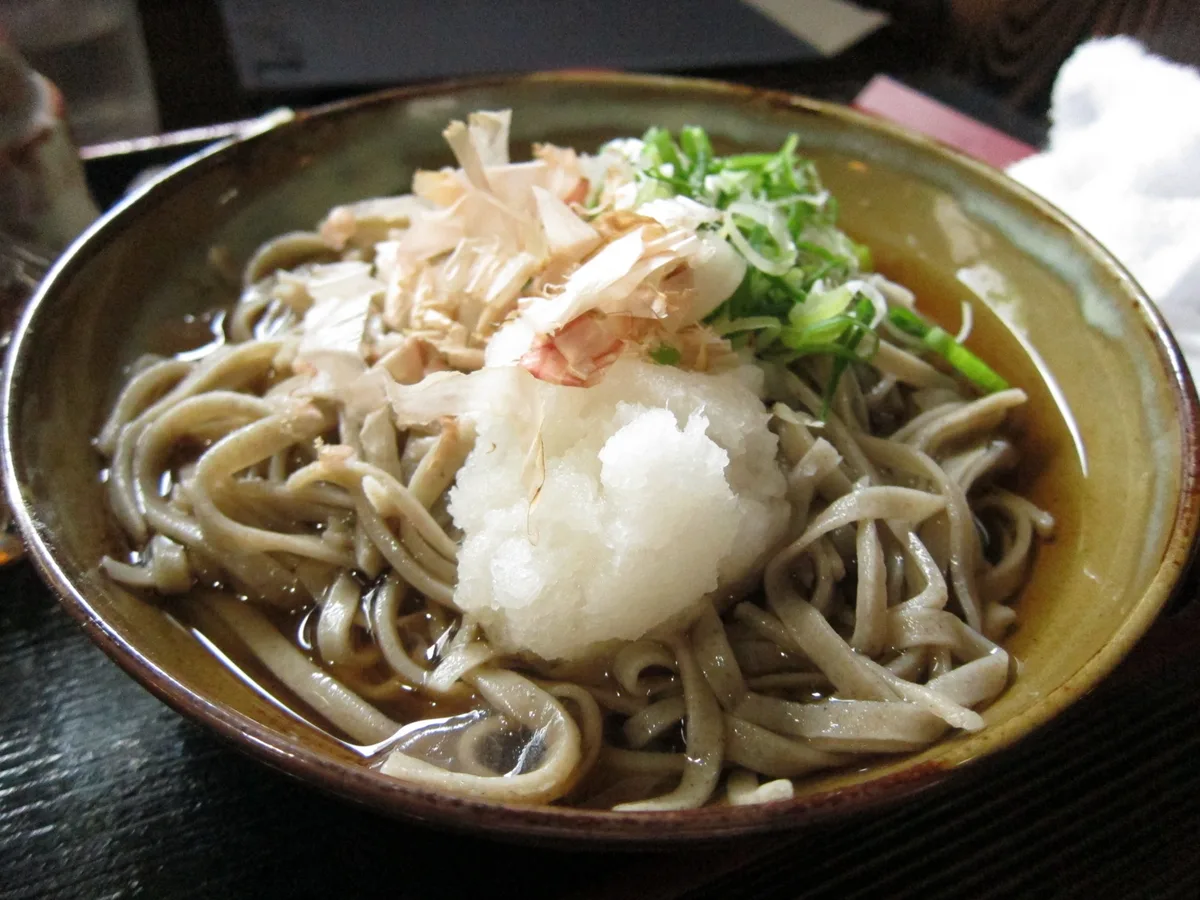 同じ「郷土料理」でも、県を越えると味が違う理由のカバー画像